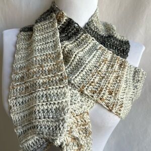 Soft cream/tan/gray/black knit scarf